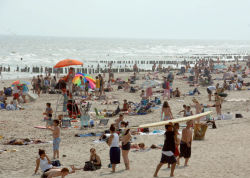 Rockaway Beach And Boardwalk : NYC Parks