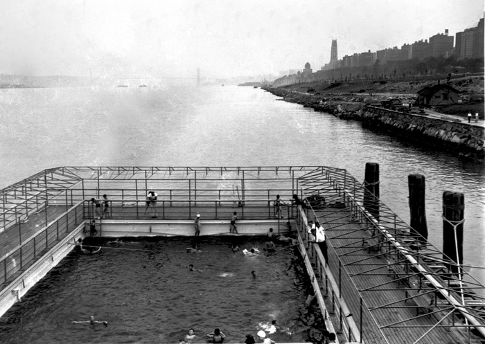 summer bathing facilities in NYC: history of steambathing in america