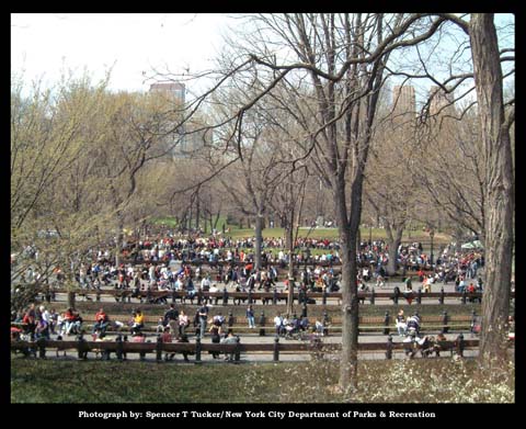 03-30-02_easter_eggstravaganza_central_park_01