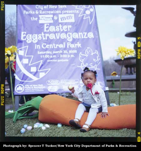 03-30-02_easter_eggstravaganza_central_park_02