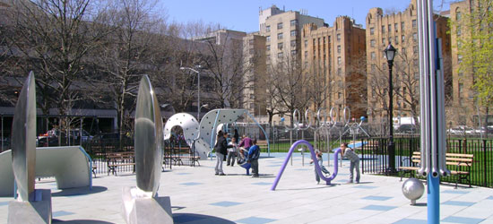 Mullaly Park South Playground : April 2009