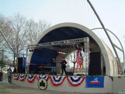 East River Park Amphitheater : Photo Gallery : New York City Department