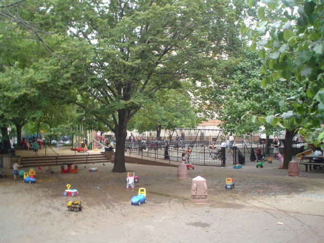 Bleecker Playground Highlights : NYC Parks