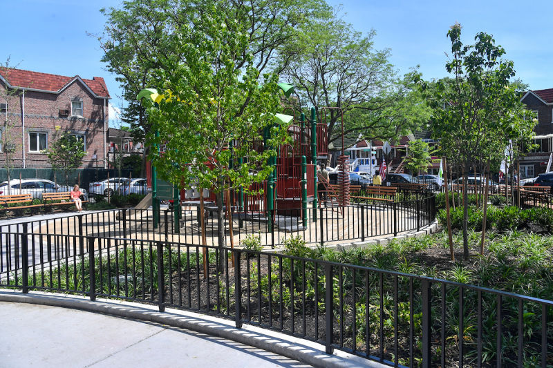 Babi Yar Triangle Playground : NYC Parks