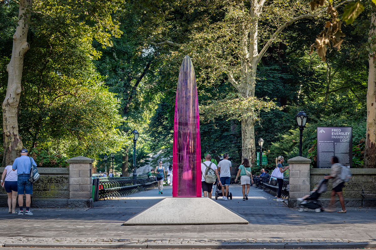 See Artist Pamela Rosenkranz's New High Line Plinth Commission: a Hot Pink  Tree Planted Amid New York's Skyscrapers