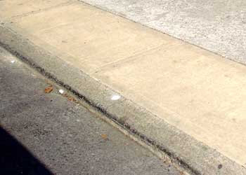 yellow painted curb nyc